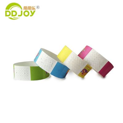 Une impression en couleur Tyvek bracelets en papier pour les fêtes Festival Club Parc scolaire DDJOY-TW019