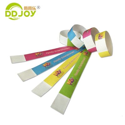 Une impression en couleur Tyvek bracelets en papier pour les fêtes Festival Club Parc scolaire DDJOY-TW019