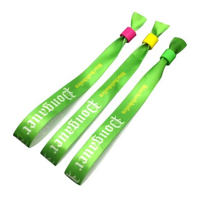 Des bracelets RFID imprimés sur mesure en tissu satiné pour l'identification des événements et des festivals