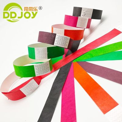 100 pièces comptent 3/4 pouces Tyvek bracelet pour un accès pratique à l'événement et la sécurité
