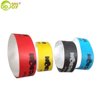Impression sur demande Utilisateur final cible Bracelet de papier Tyvek réglable avec numéro de série
