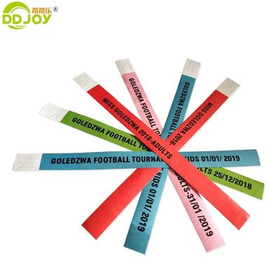 Les principaux fabricants de bracelets en papier Tyvek pour les événements de festival