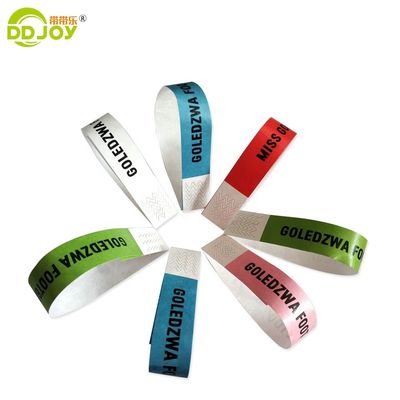 Des bracelets Tyvek imprimés sur mesure pour les événements et les fêtes imprimés sur demande