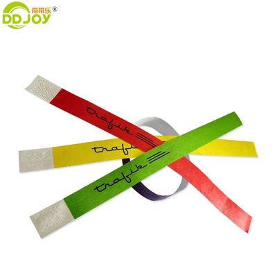 250*25mm et 250*19mm Code à barres d'entrée personnalisé Tyvek Bracelets en papier pour la fête