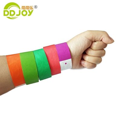 Des bracelets Tyvek violets durables pour des événements ponctuels 250*25mm/250*19mm